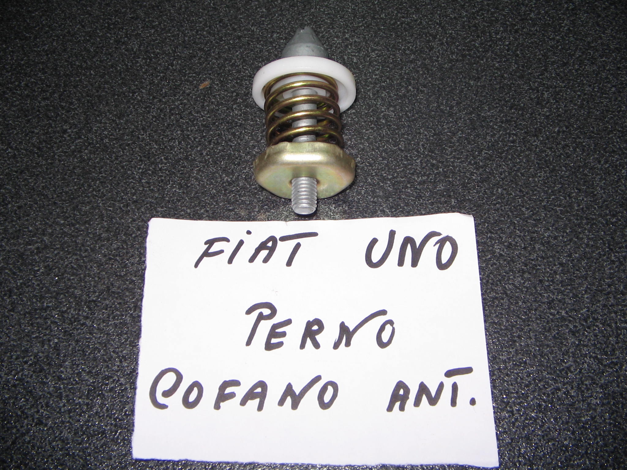 FIAT UNO PERNO ANT. COFANO ART 1.179